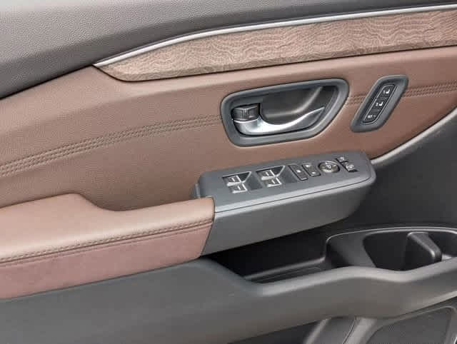 Thumbnail: 2026 Honda Pilot - 25