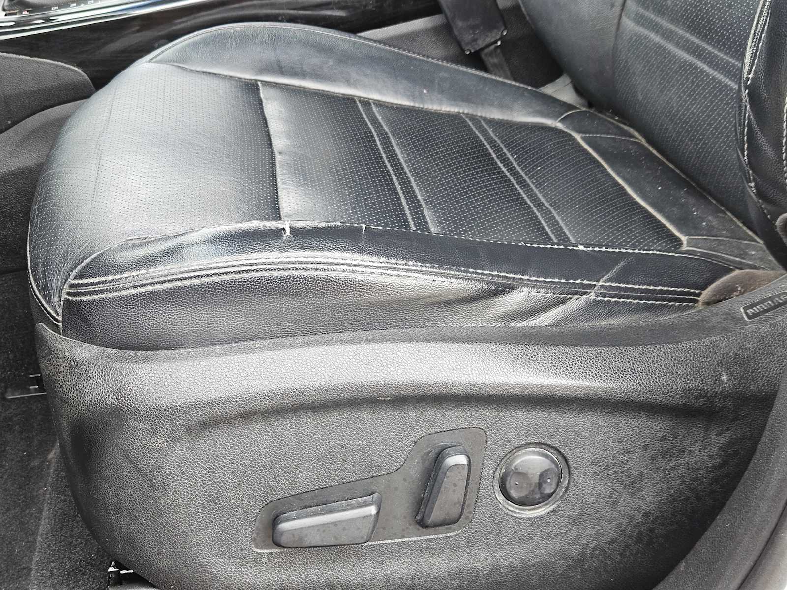 Thumbnail: 2019 Kia Sorento - 24