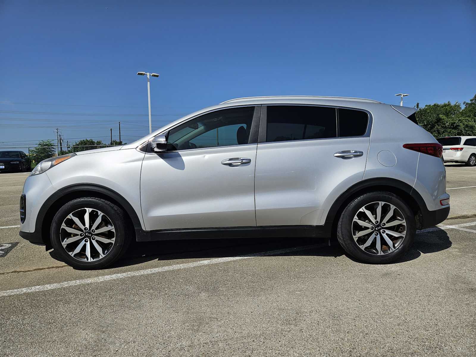 Thumbnail: 2017 Kia Sportage - 4
