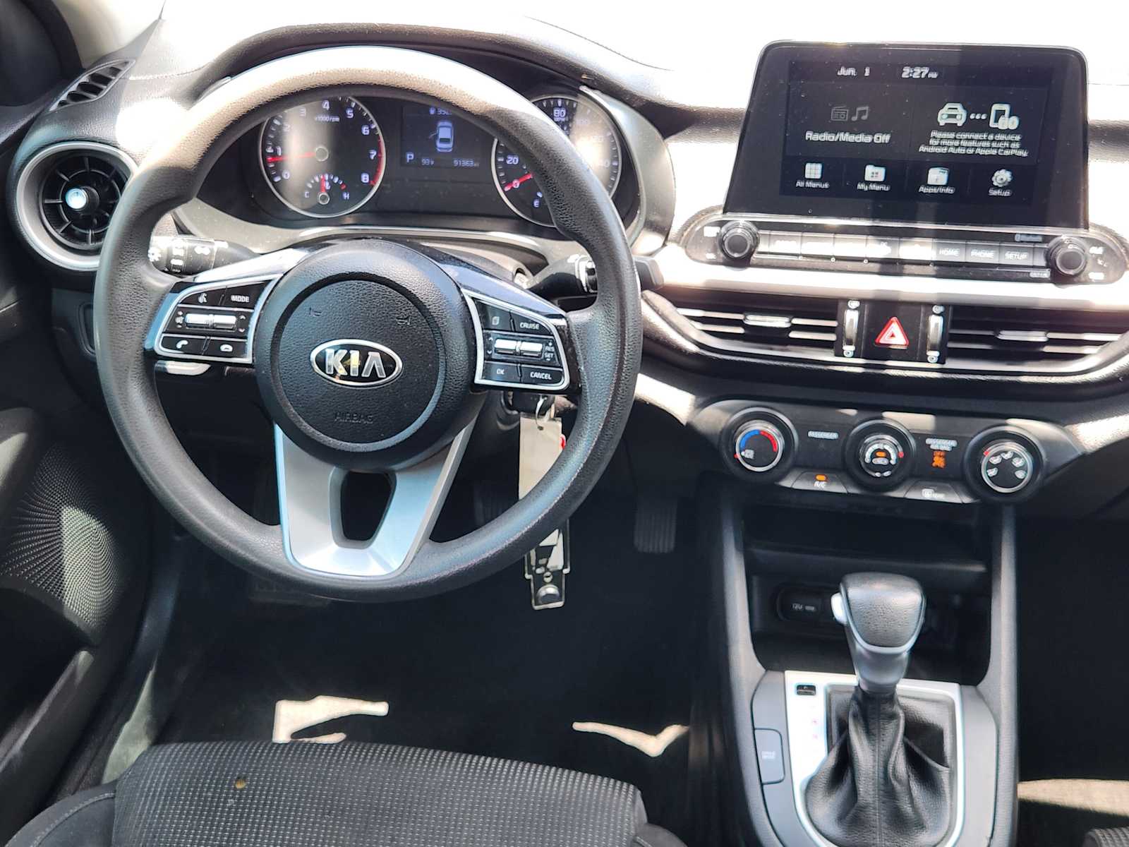 Thumbnail: 2021 Kia Forte - 24