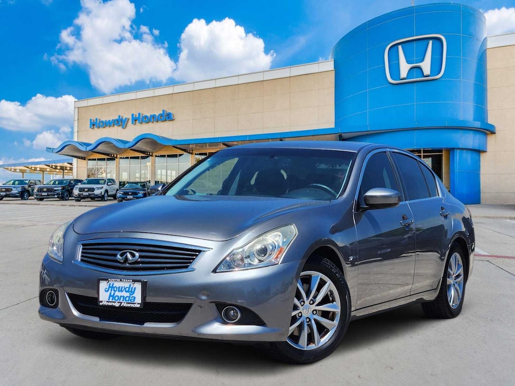 Used 2015 INFINITI Q40 Sedan