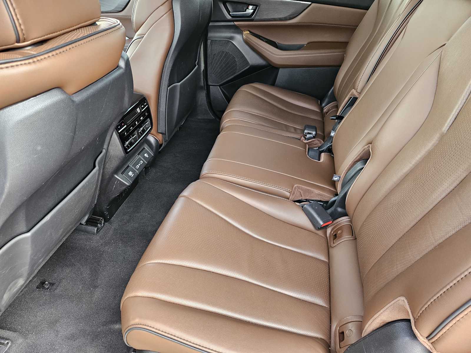 Thumbnail: 2023 Acura MDX - 30