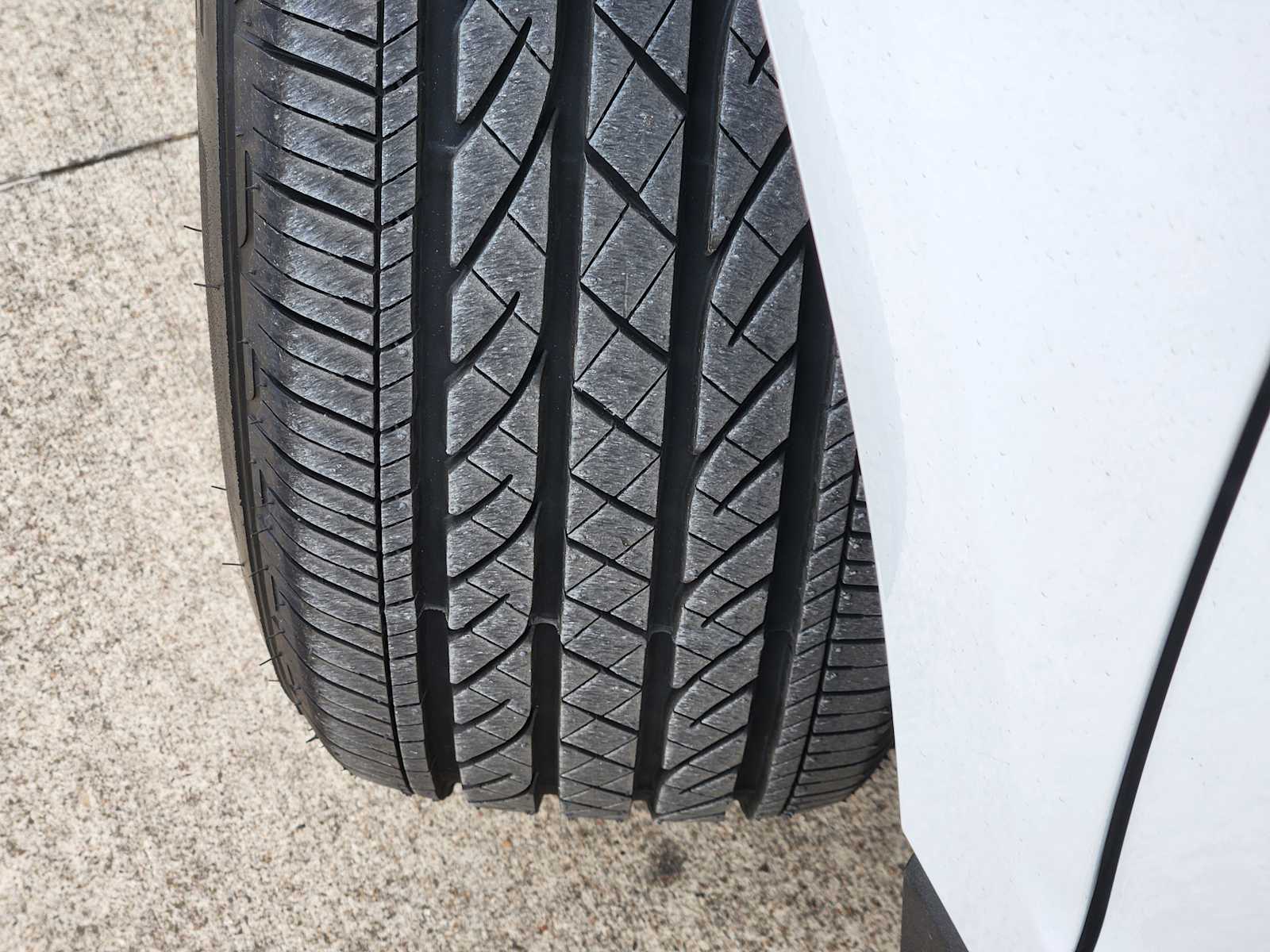 Thumbnail: 2024 Ford Edge - 10