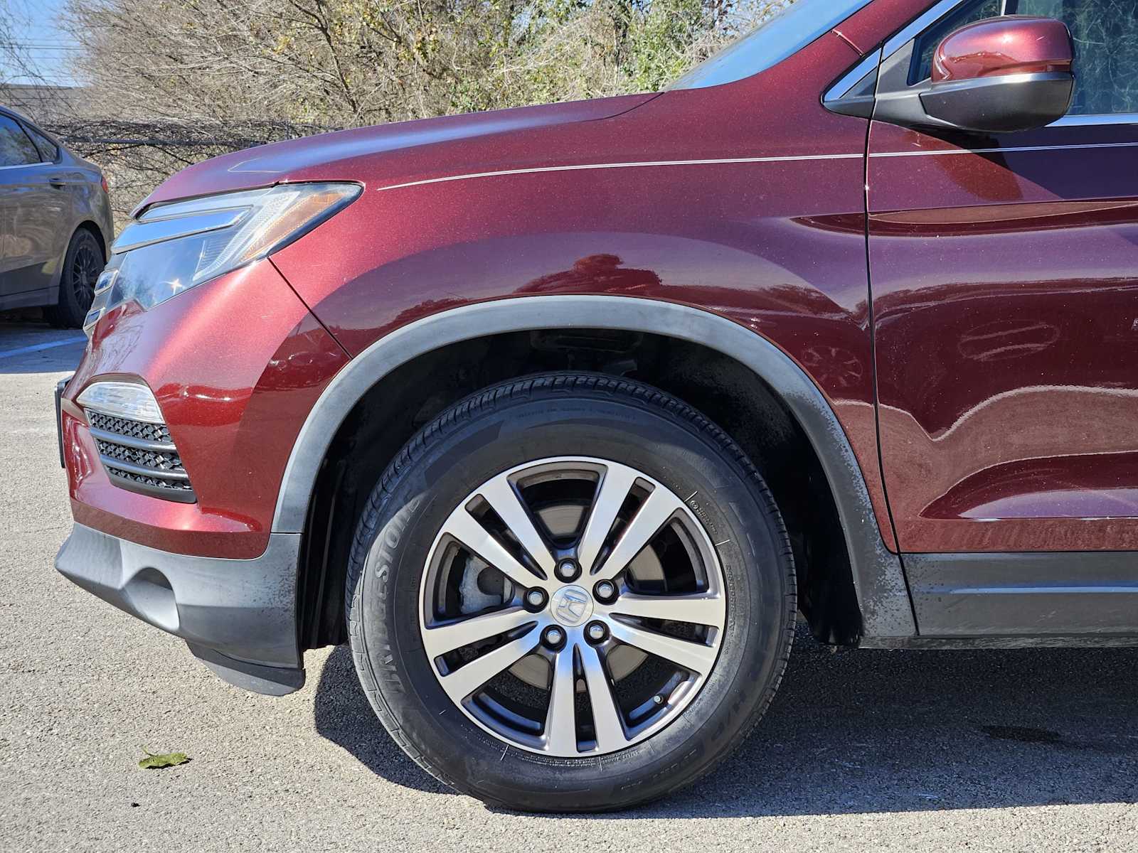 Thumbnail: 2018 Honda Pilot - 8