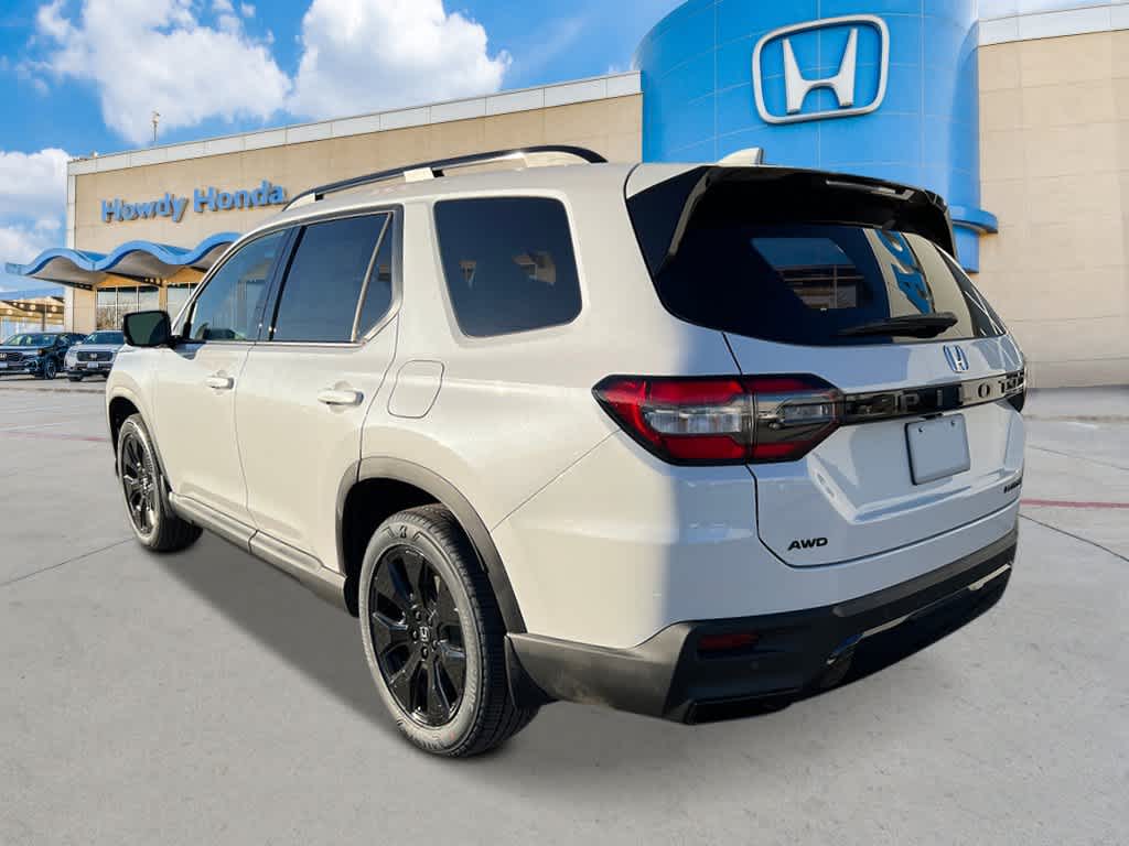 Thumbnail: 2026 Honda Pilot - 3