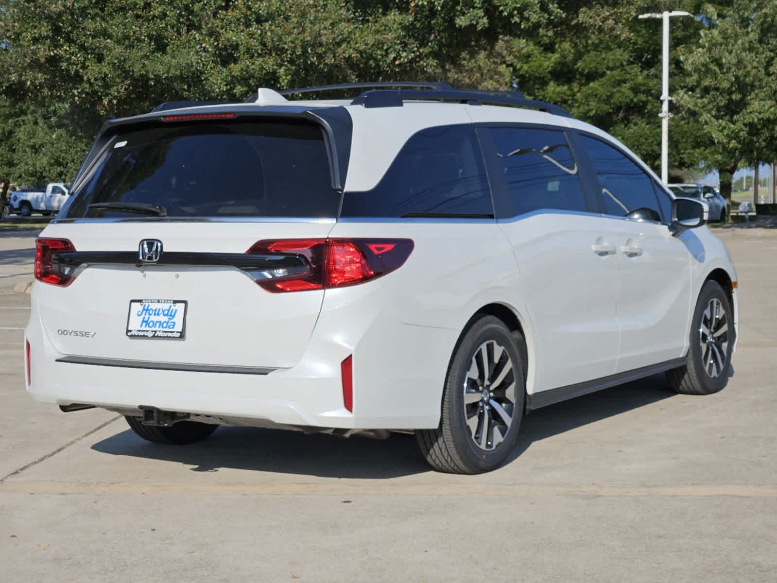 Thumbnail: 2026 Honda Odyssey - 4