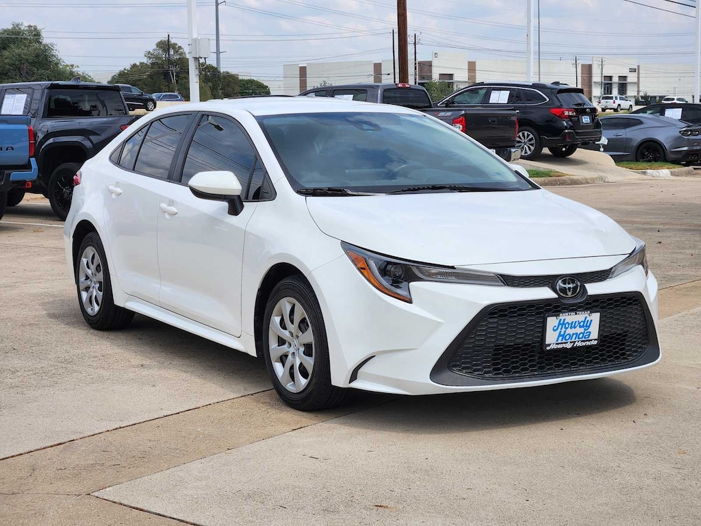 Used 2022 Toyota Corolla LE Sedan