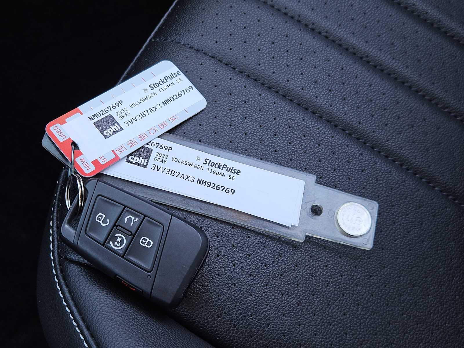 Thumbnail: 2022 Volkswagen Tiguan - 32