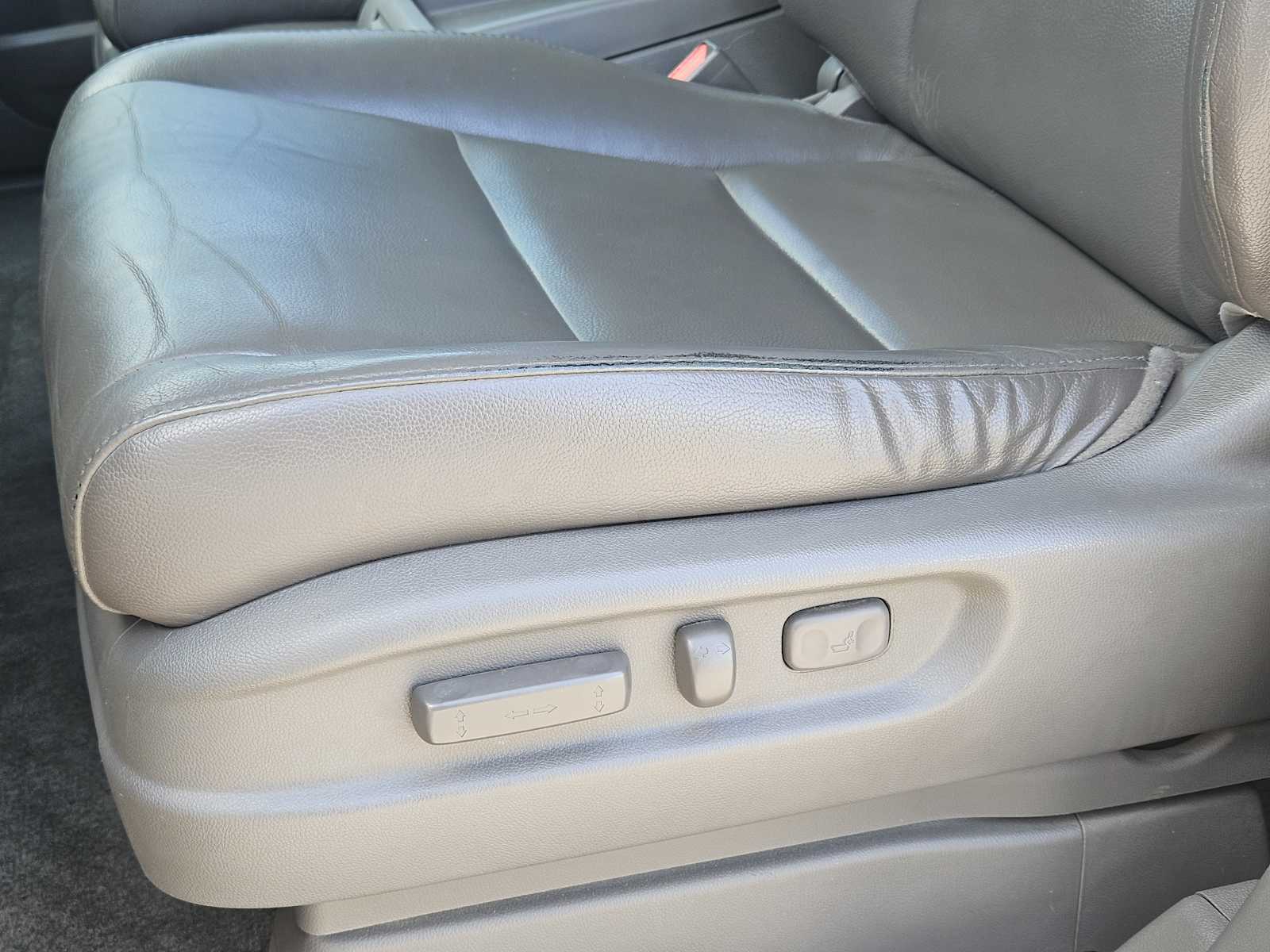 Thumbnail: 2014 Honda Odyssey - 24