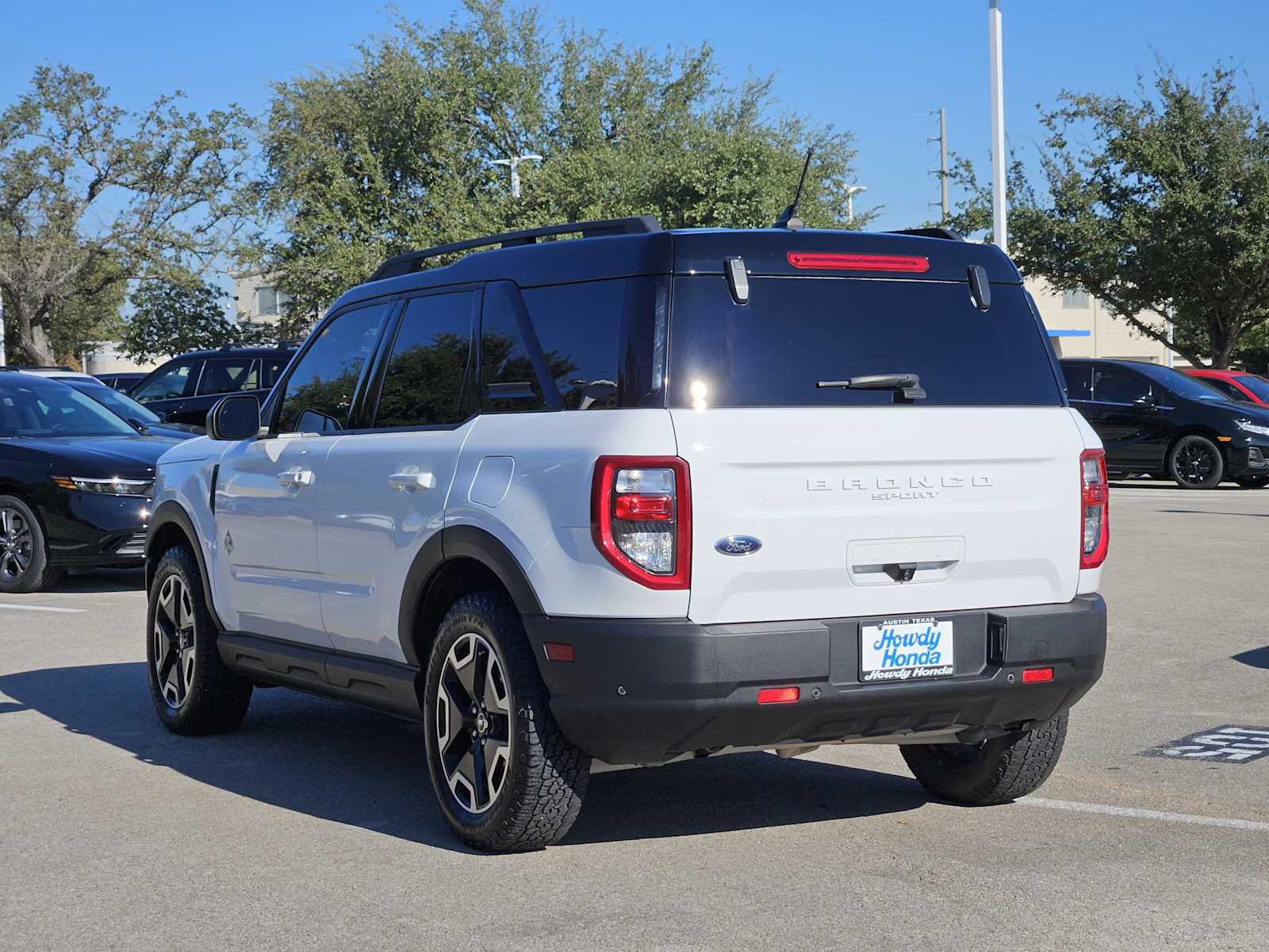 Thumbnail: 2021 Ford Bronco Sport - 4