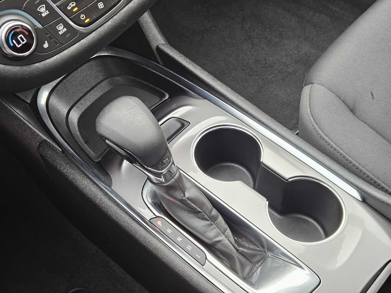 Thumbnail: 2021 Chevrolet Malibu - 20