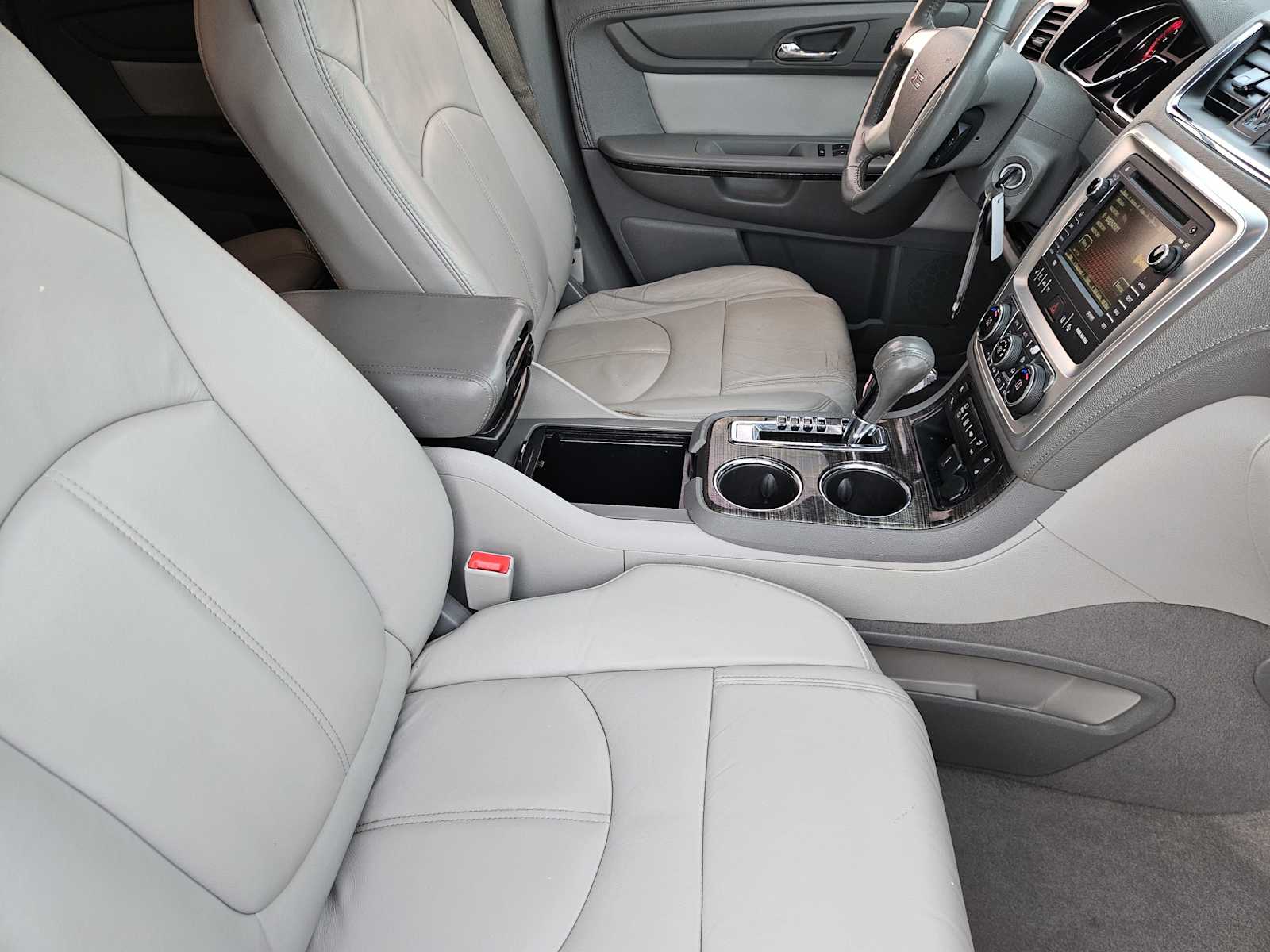 Thumbnail: 2015 GMC Acadia - 12