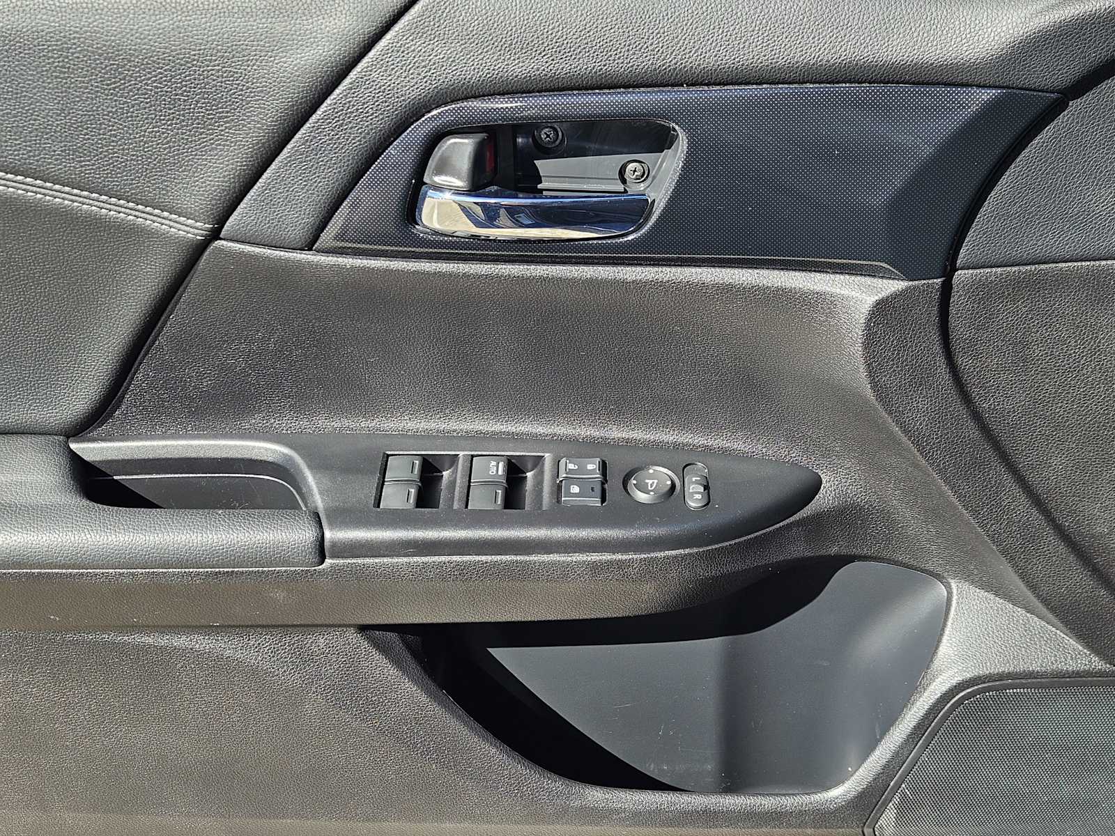 Thumbnail: 2013 Honda Accord - 21