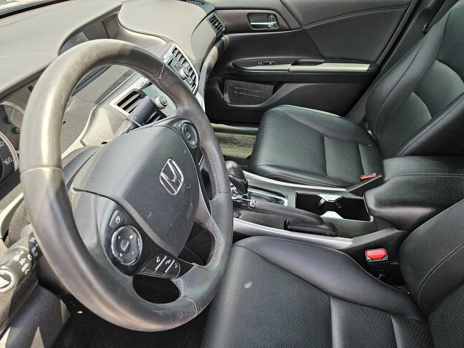 Thumbnail: 2015 Honda Accord - 13