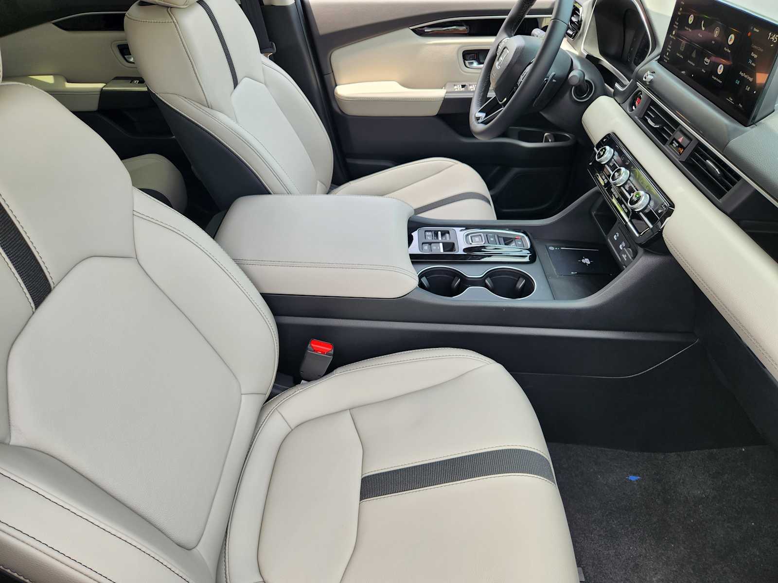 Thumbnail: 2026 Honda Pilot - 11