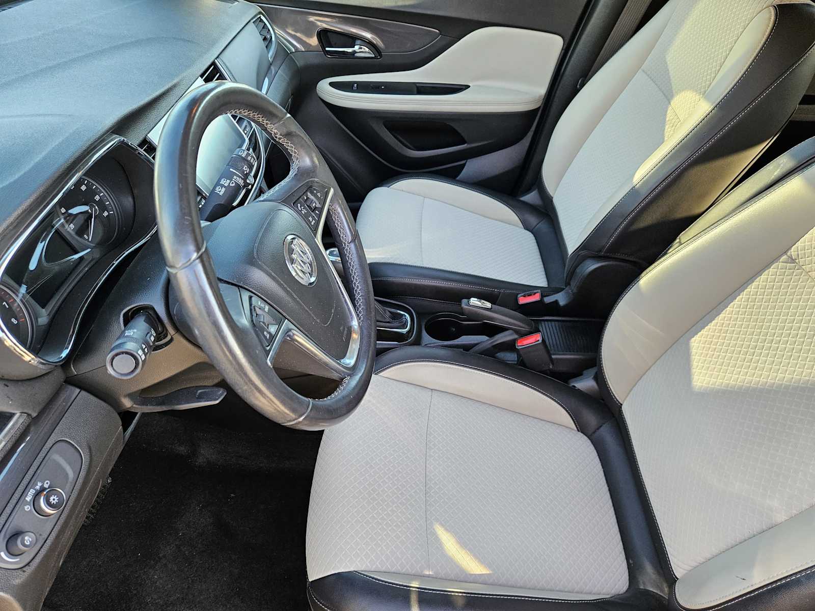 Thumbnail: 2019 Buick Encore - 12