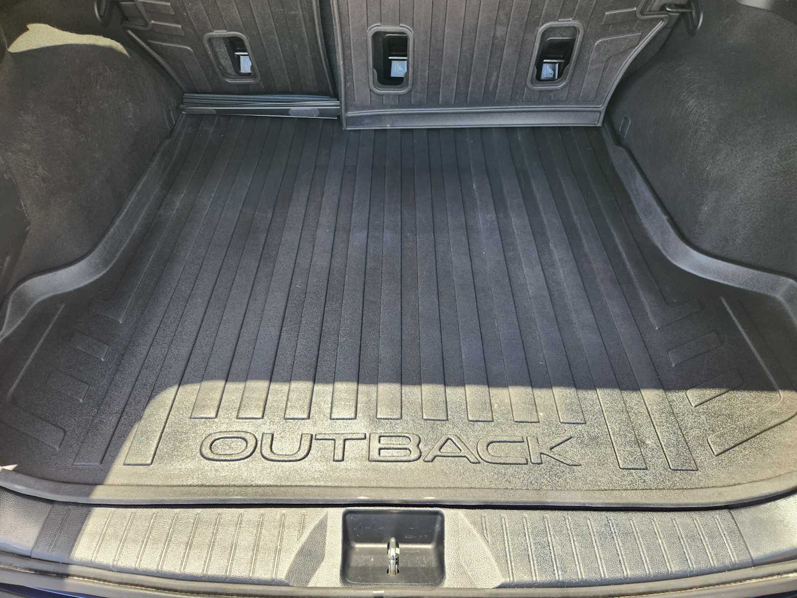 Thumbnail: 2018 Subaru Outback - 31