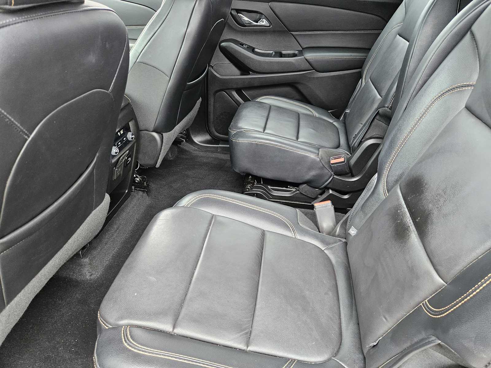 Thumbnail: 2018 Chevrolet Traverse - 29