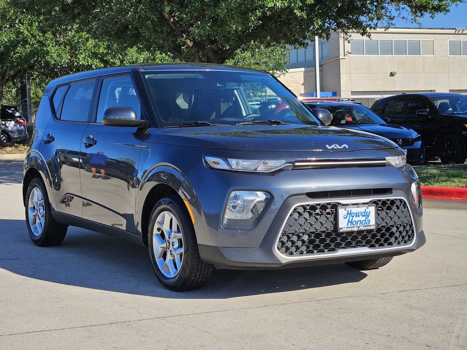 Thumbnail: 2022 Kia Soul - 4