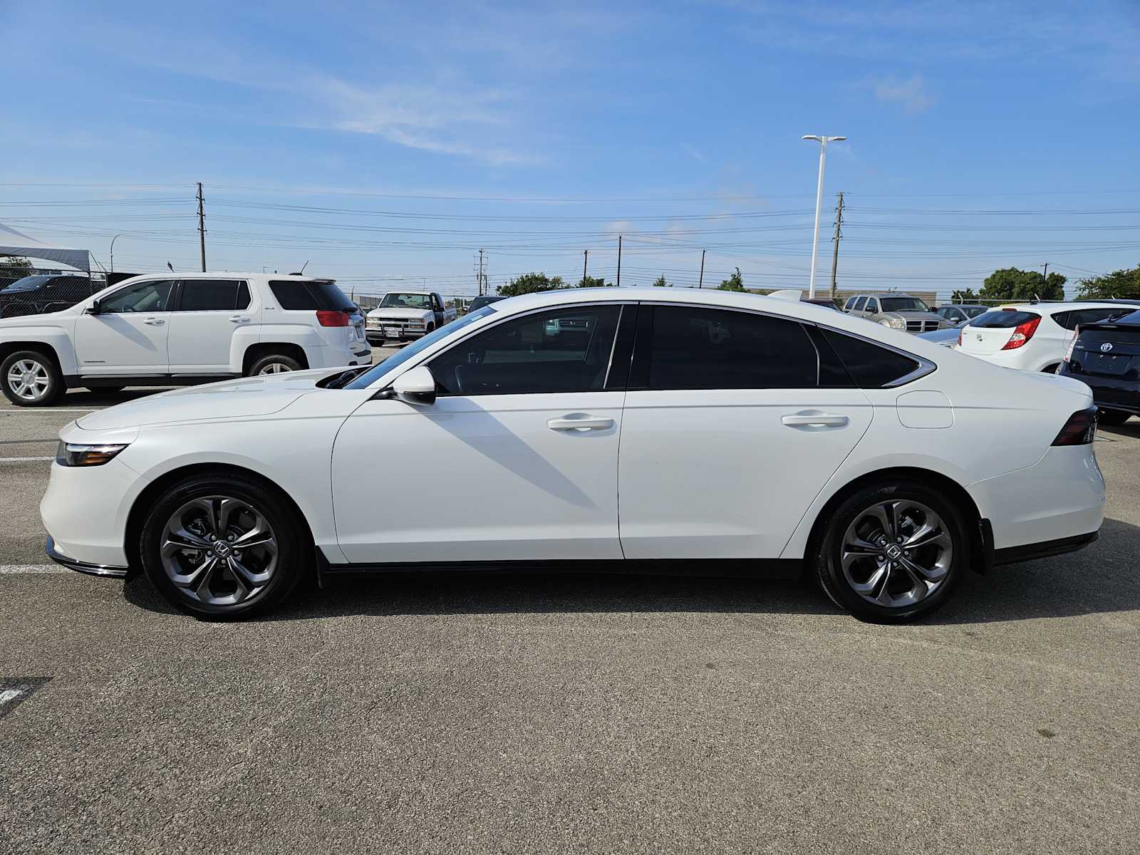 Thumbnail: 2023 Honda Accord - 3