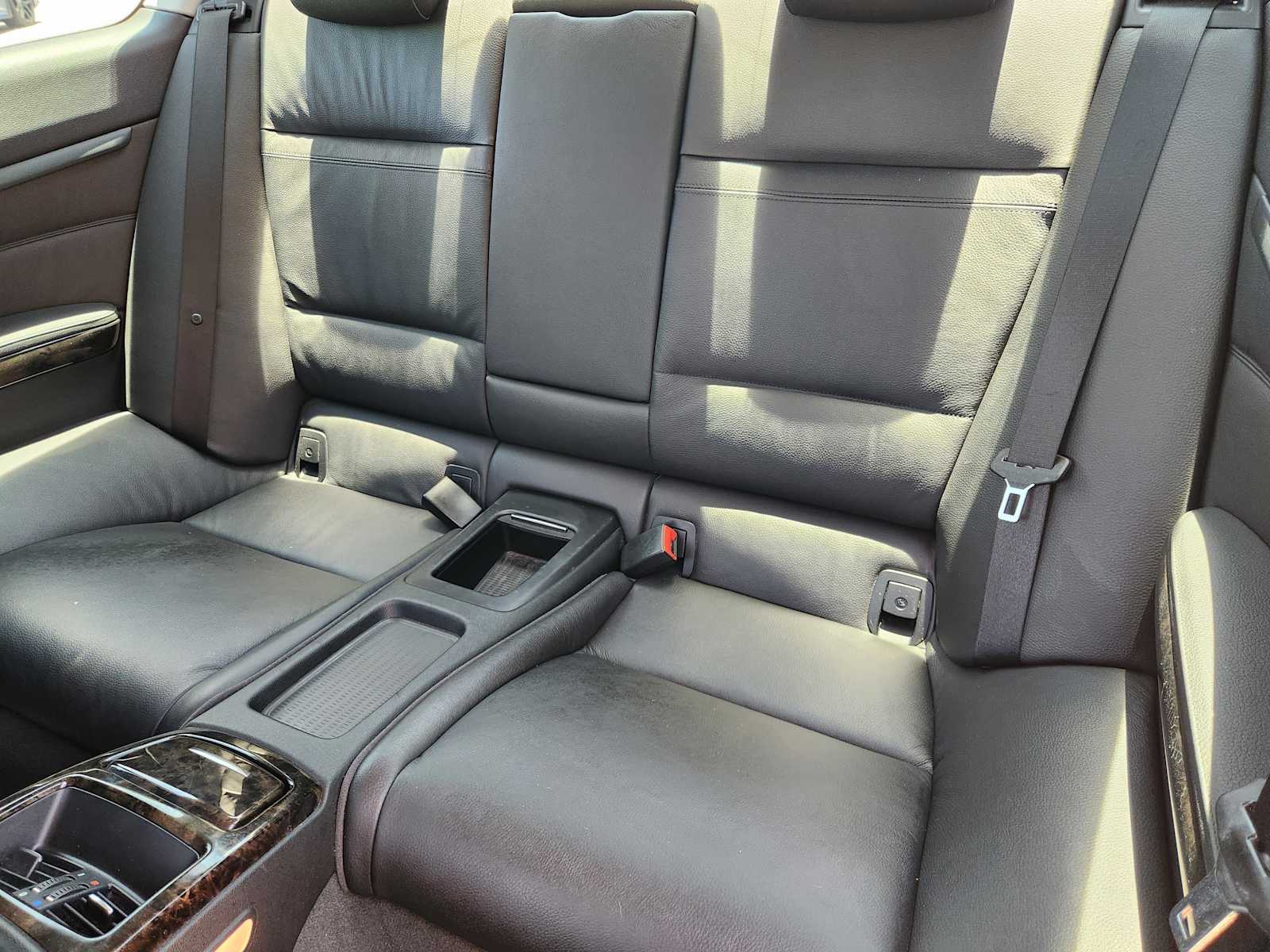 Thumbnail: 2009 BMW 3 Series - 29