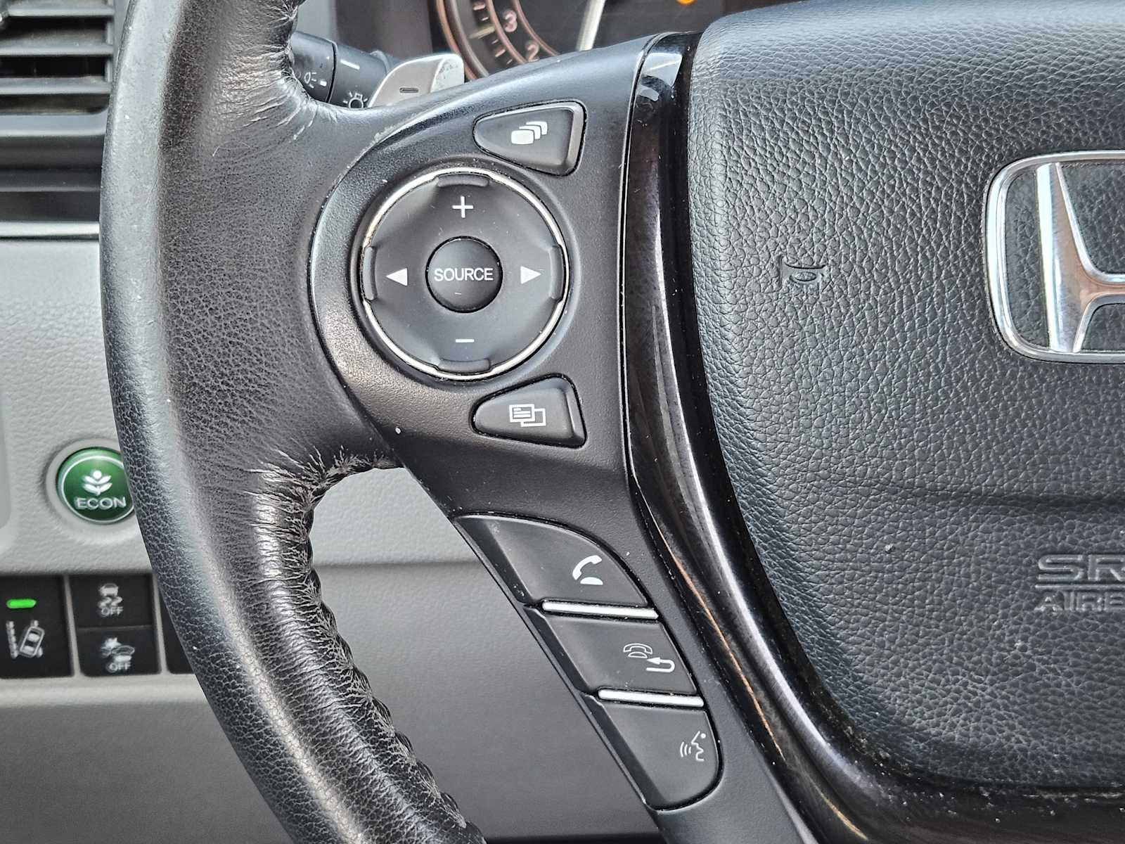 Thumbnail: 2016 Honda Pilot - 28