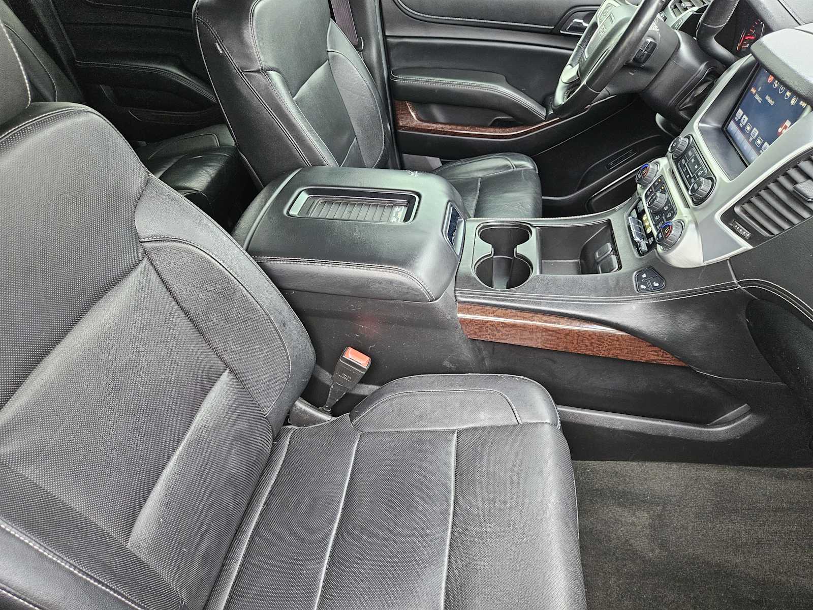 Thumbnail: 2016 GMC Yukon XL - 13