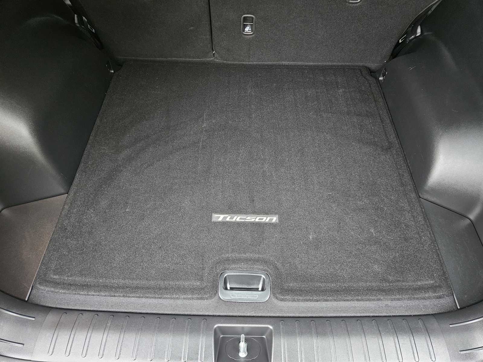 Thumbnail: 2023 Hyundai Tucson - 30