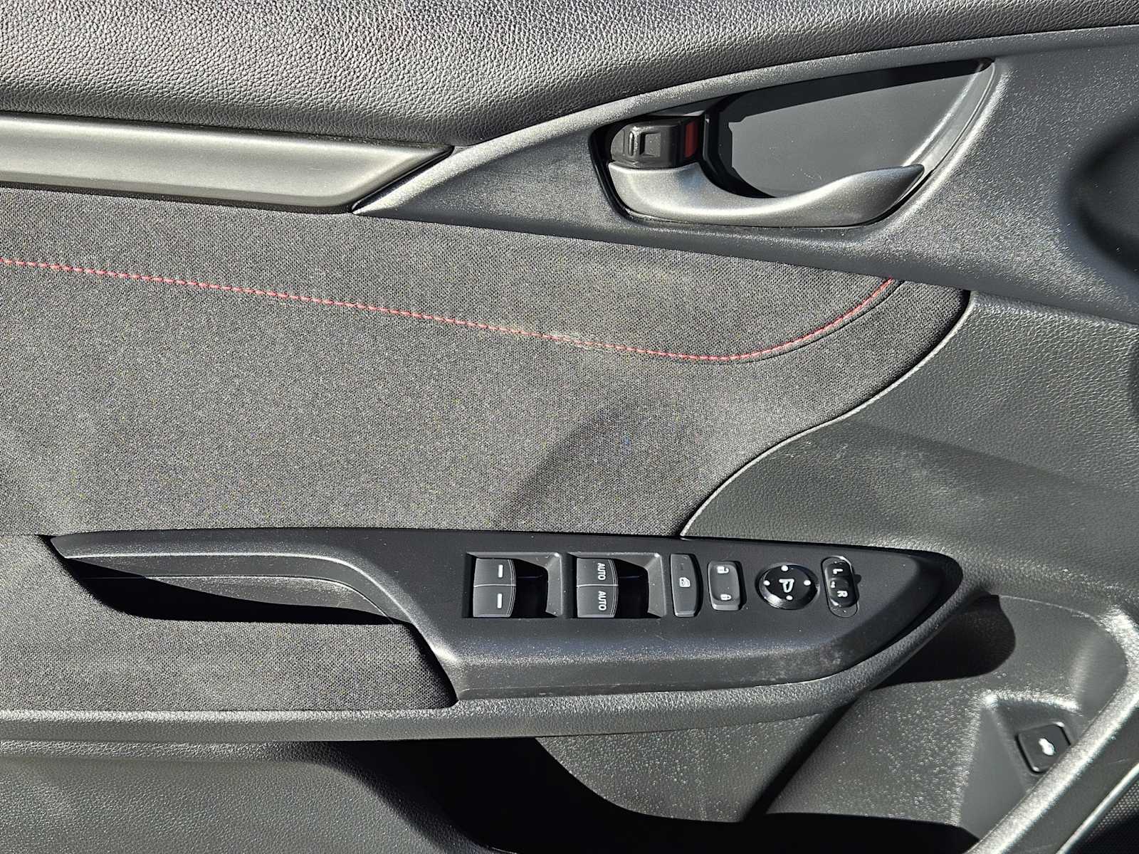 Thumbnail: 2018 Honda Civic - 22