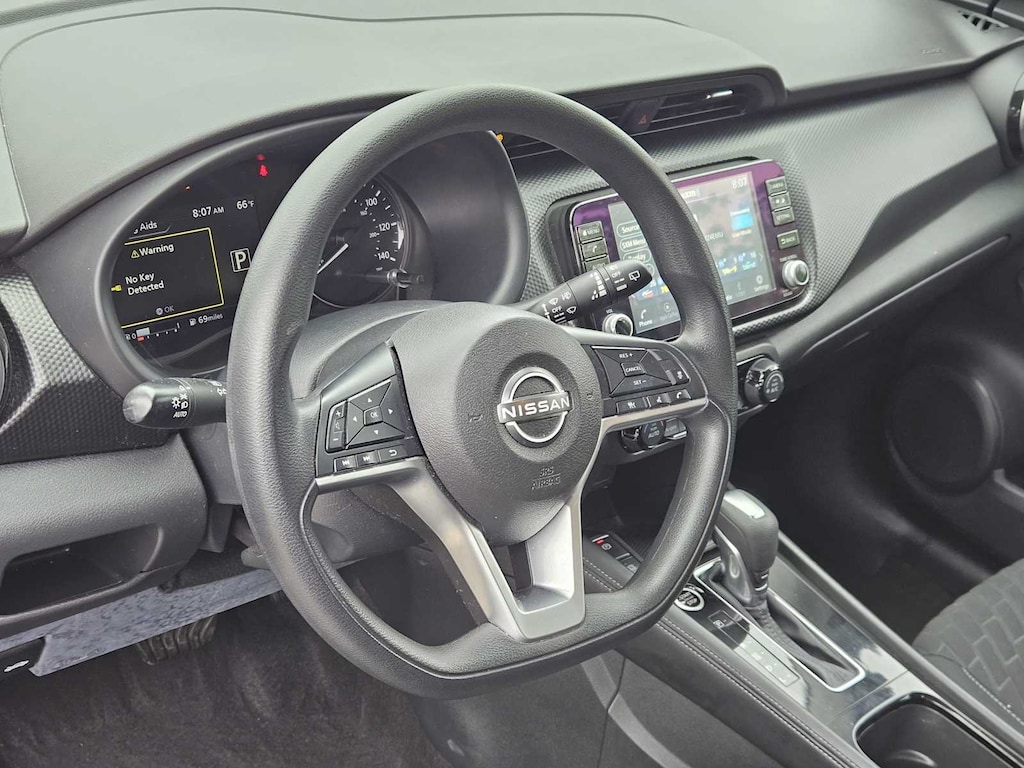 Used 2022 Nissan Kicks SV SUV