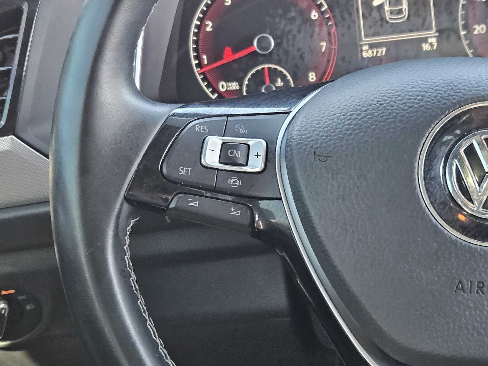 Thumbnail: 2021 Volkswagen Jetta - 25