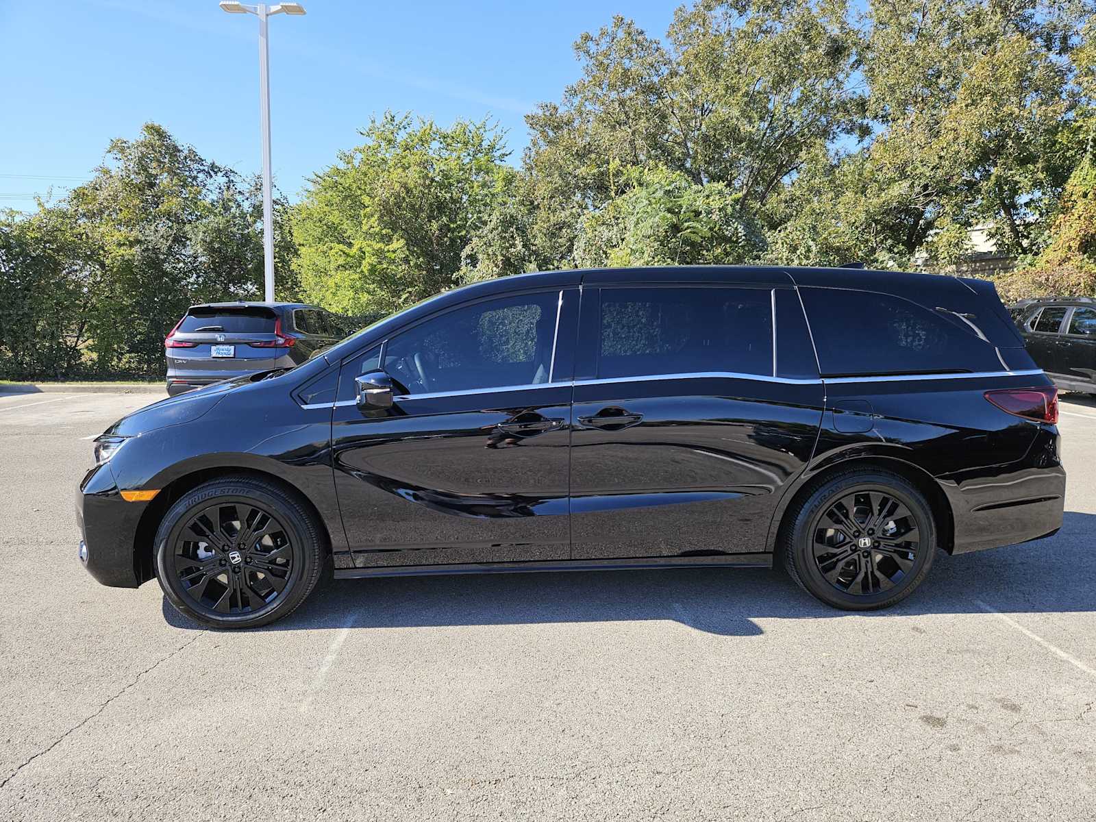 2025 Honda Odyssey photo 4
