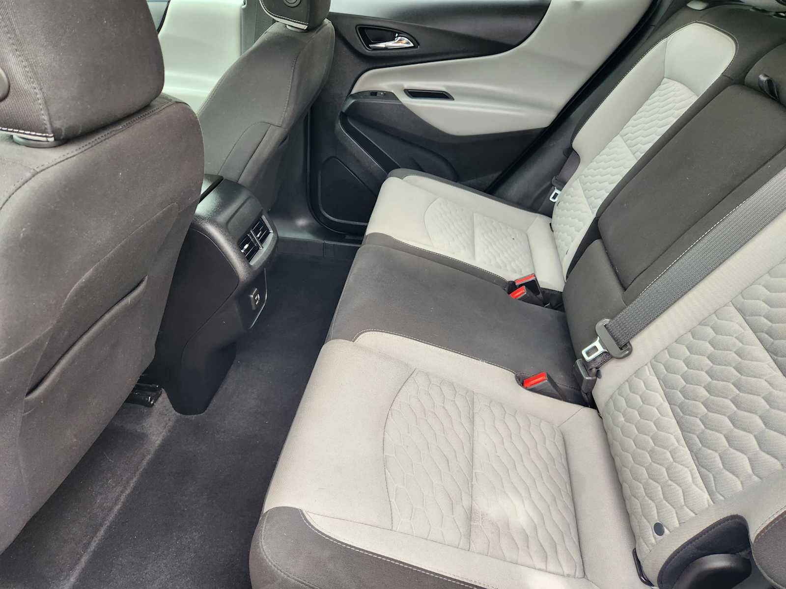 Thumbnail: 2019 Chevrolet Equinox - 30