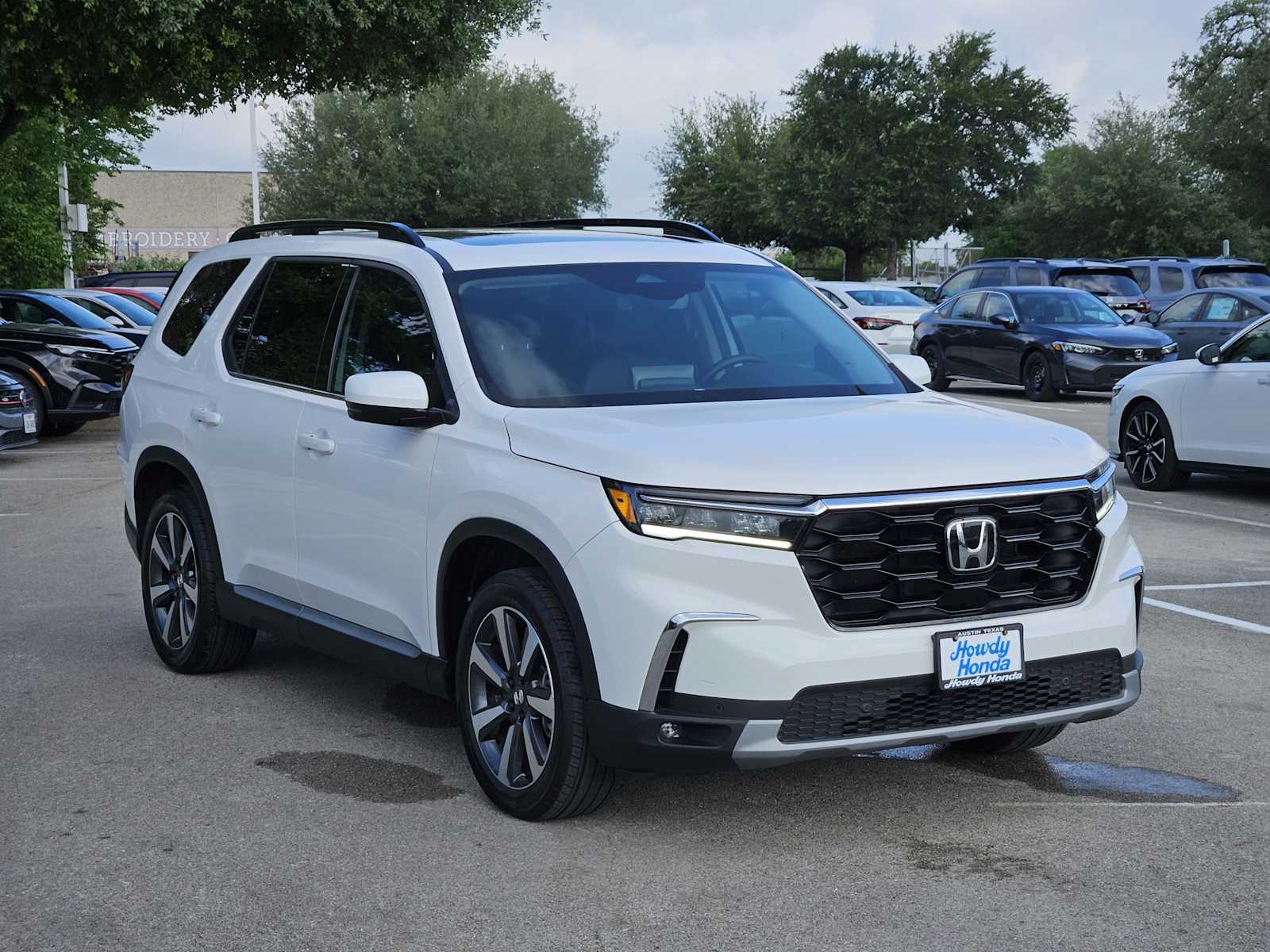 Thumbnail: 2025 Honda Pilot - 3