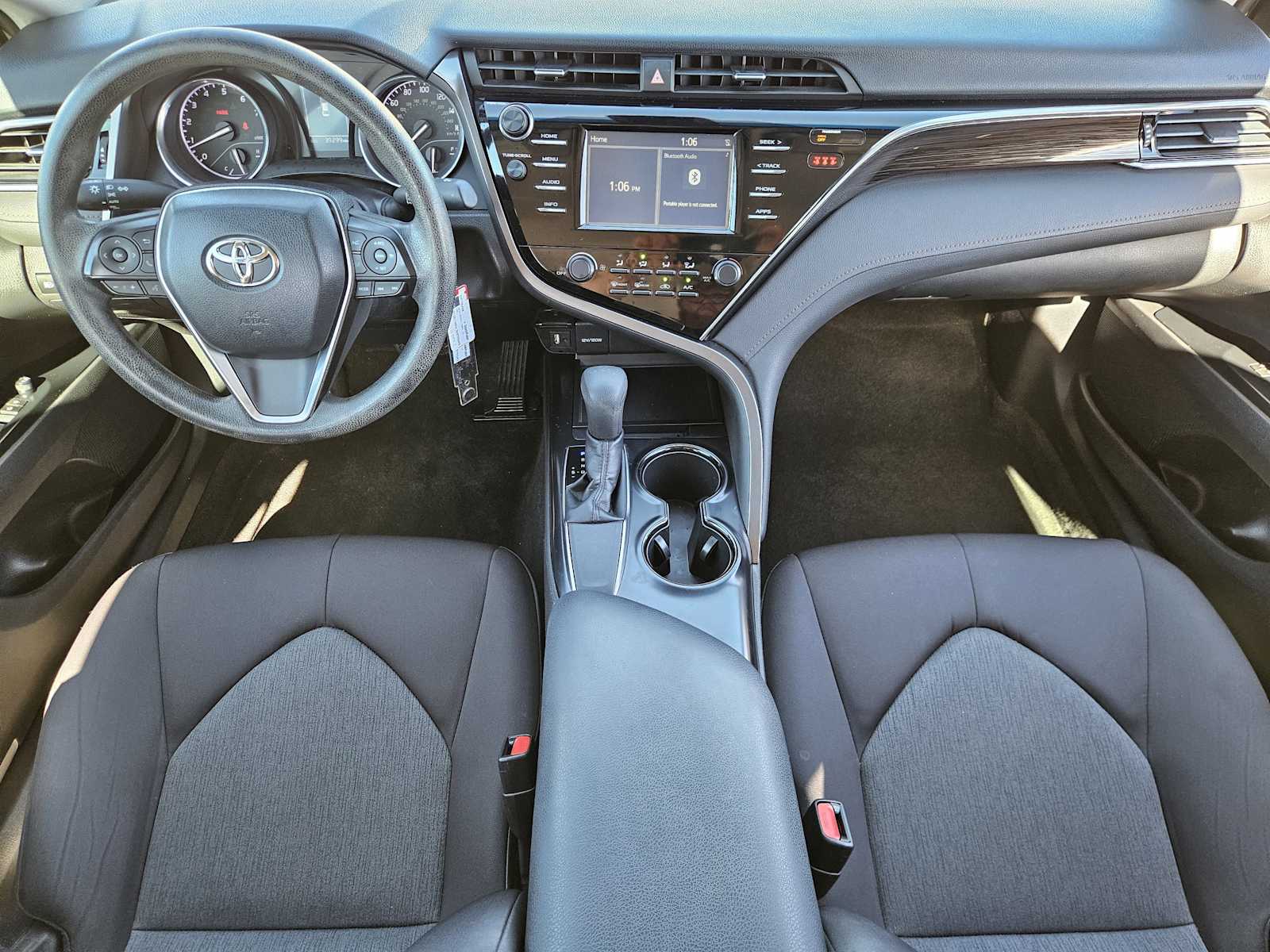 Thumbnail: 2018 Toyota Camry - 23