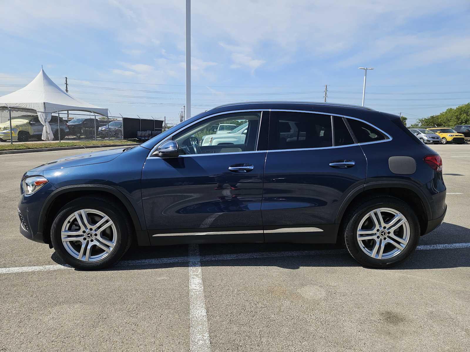 2021 Mercedes Benz GLA 250 photo 3