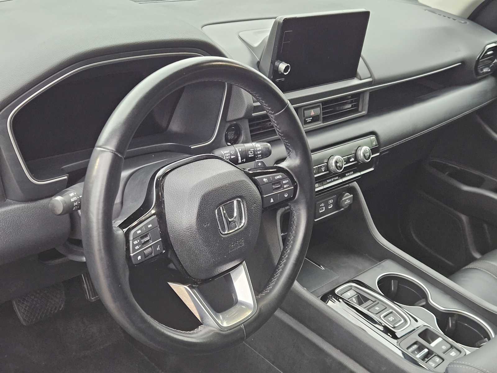 Thumbnail: 2023 Honda Pilot - 2
