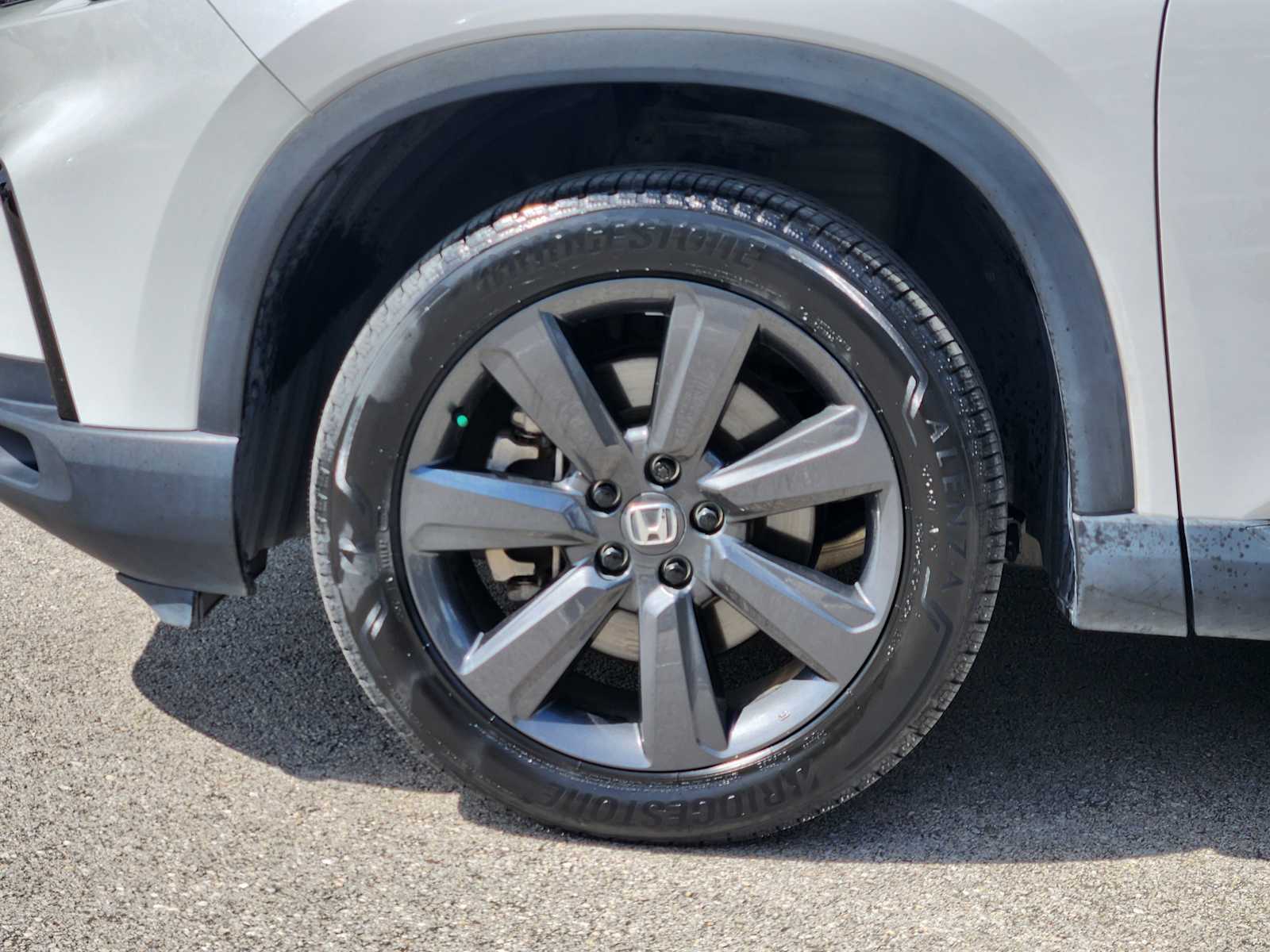Thumbnail: 2023 Honda Pilot - 9