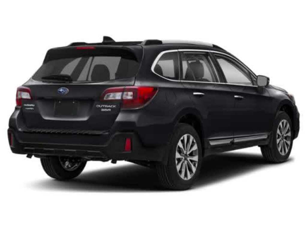 Used 2018 Subaru Outback Touring SUV