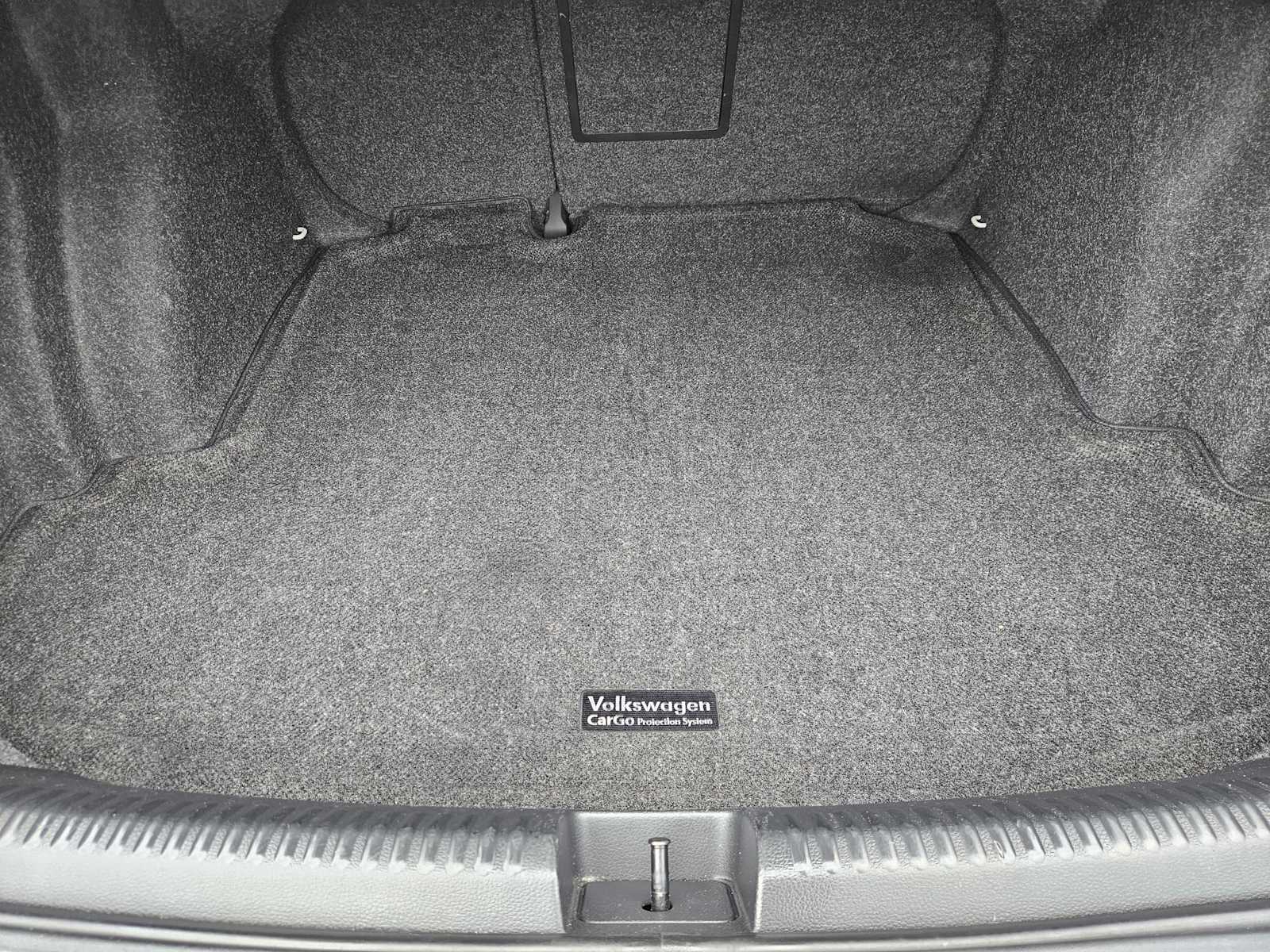 Thumbnail: 2014 Volkswagen Jetta - 28