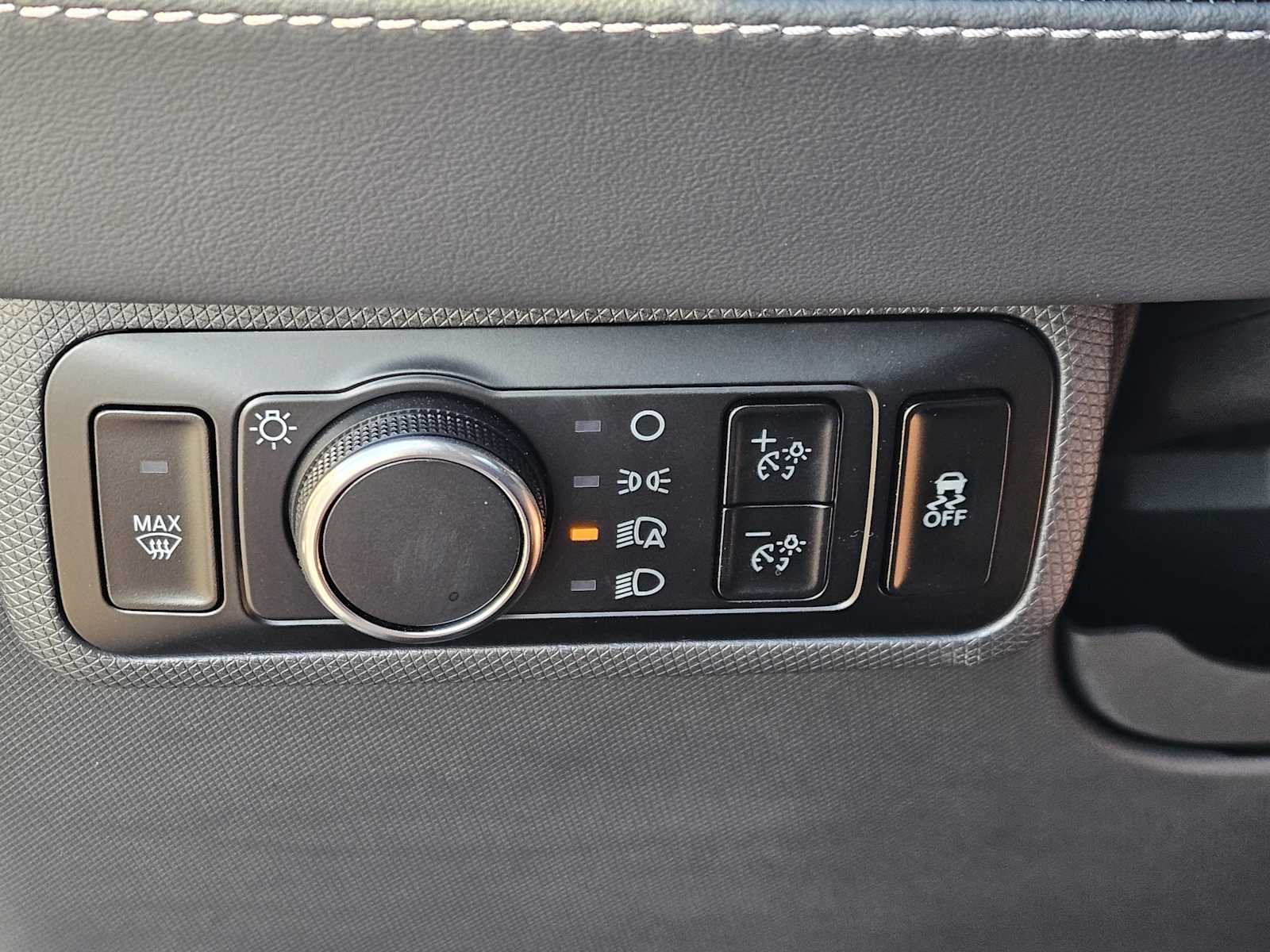 Thumbnail: 2023 Ford Mustang Mach-E - 21