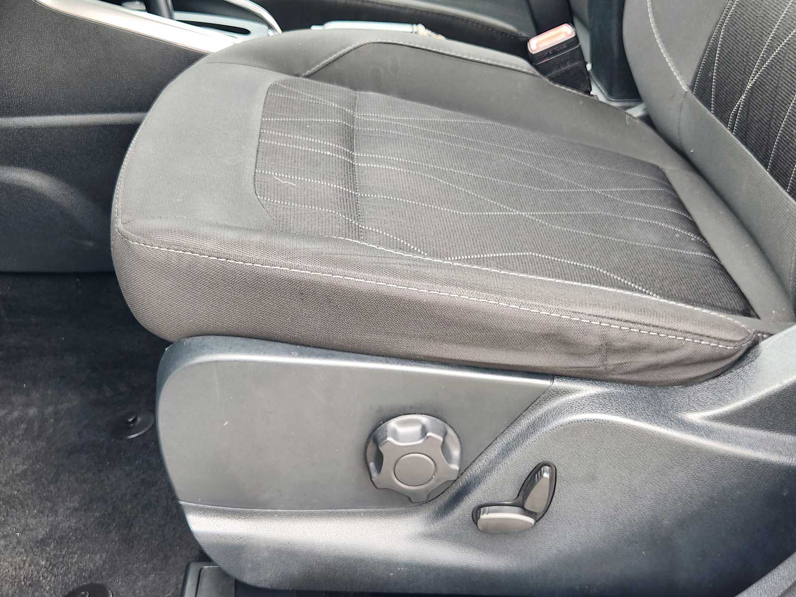 Thumbnail: 2020 Ford EcoSport - 24