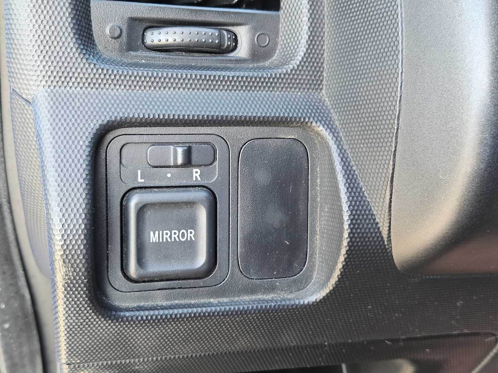 Thumbnail: 2007 Honda Fit - 19