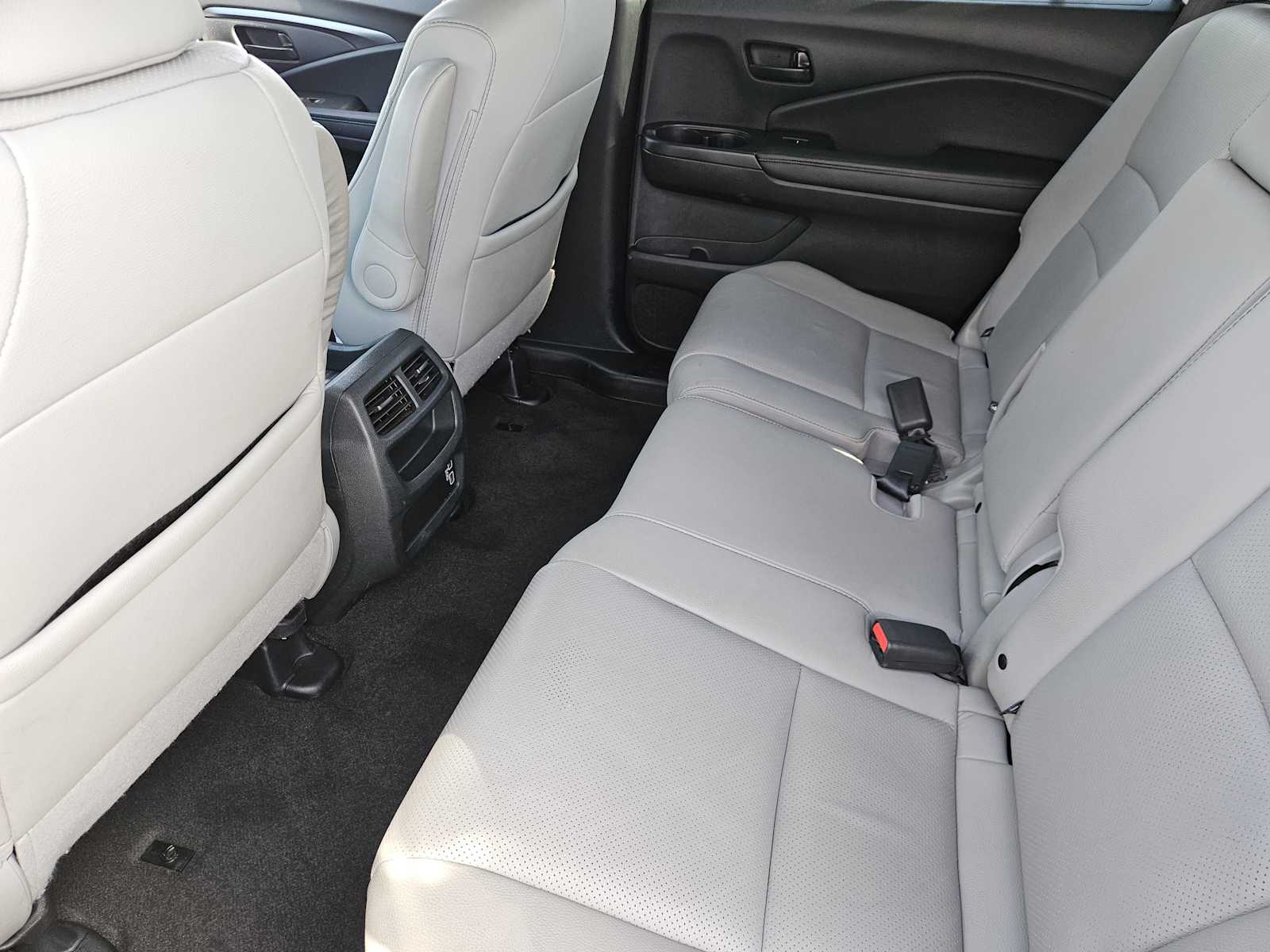 Thumbnail: 2023 Honda Passport - 30