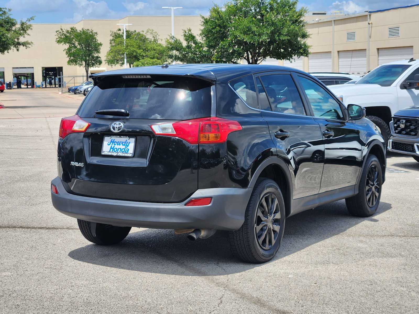 Thumbnail: 2013 Toyota RAV4 - 6