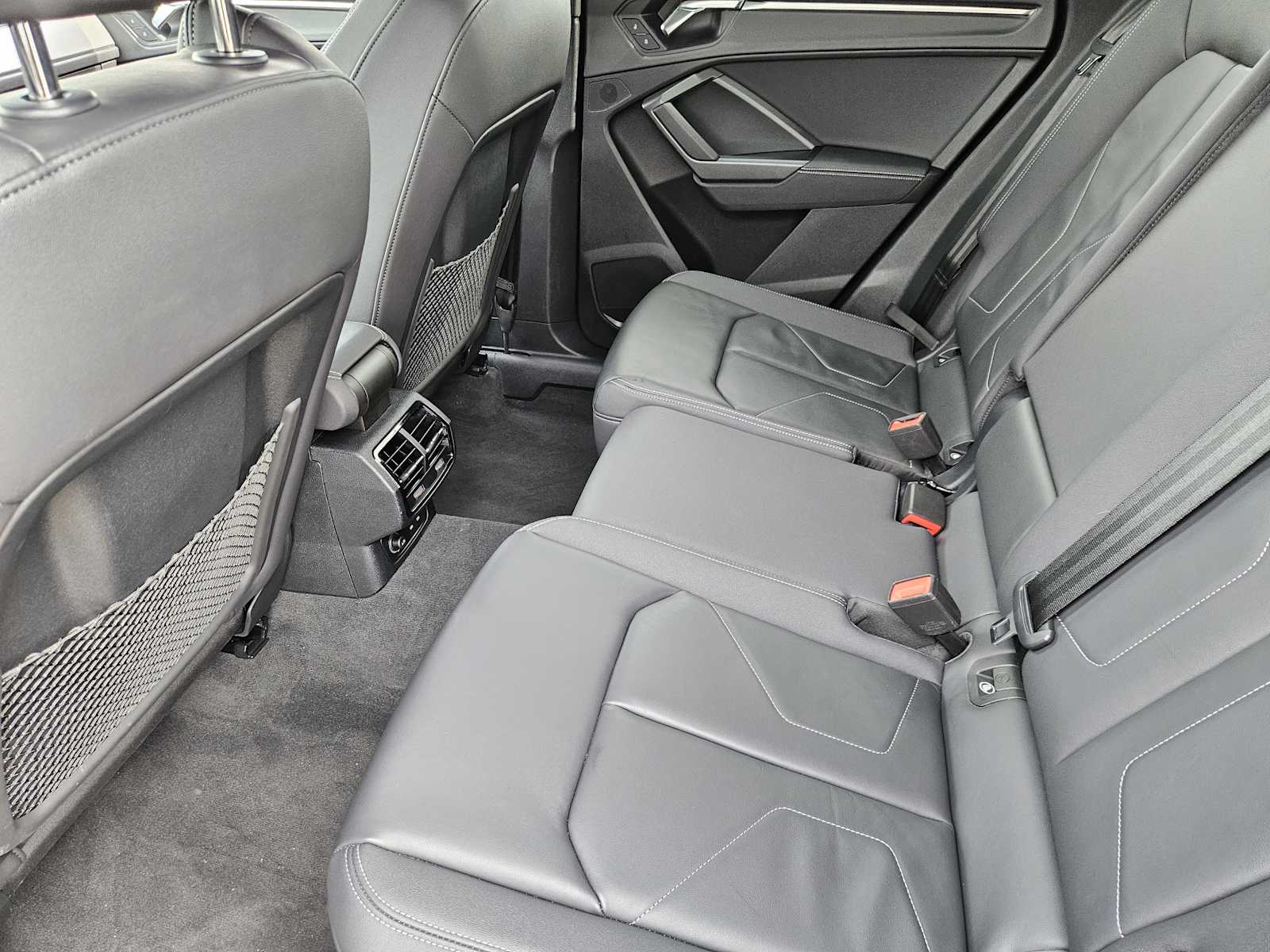 Thumbnail: 2023 Audi Q3 - 29