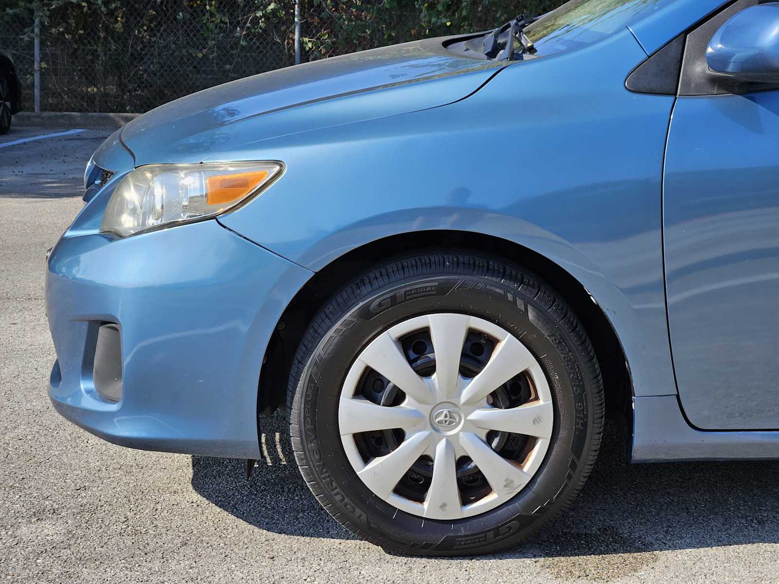 Thumbnail: 2013 Toyota Corolla - 8
