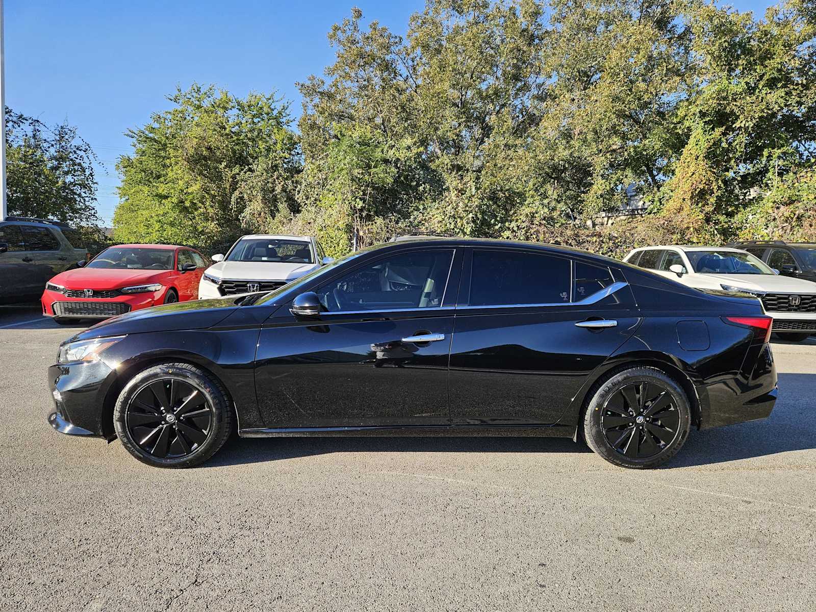 Thumbnail: 2020 Nissan Altima - 4