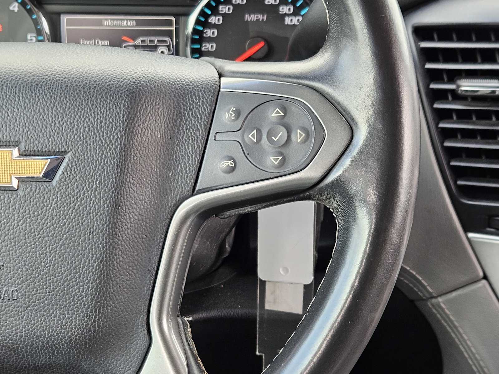 Thumbnail: 2016 Chevrolet Tahoe - 25