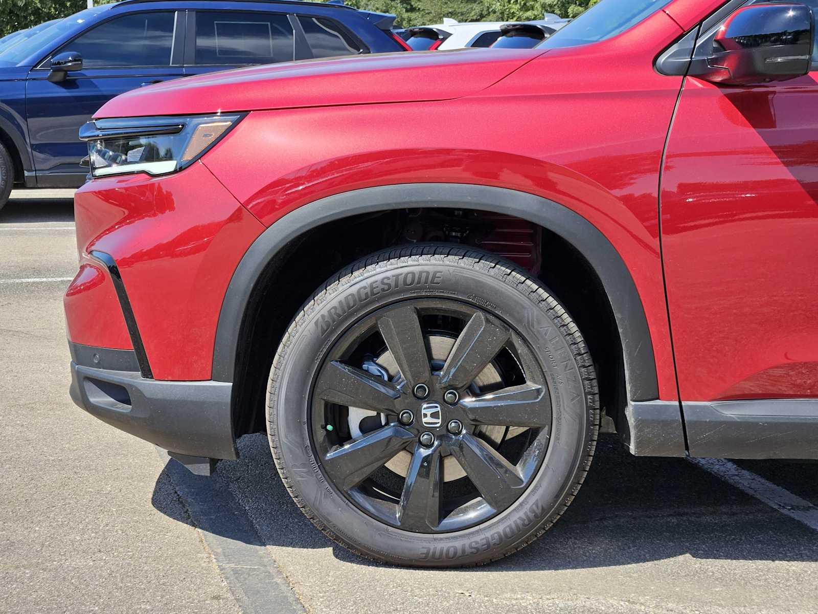 Thumbnail: 2025 Honda Pilot - 8